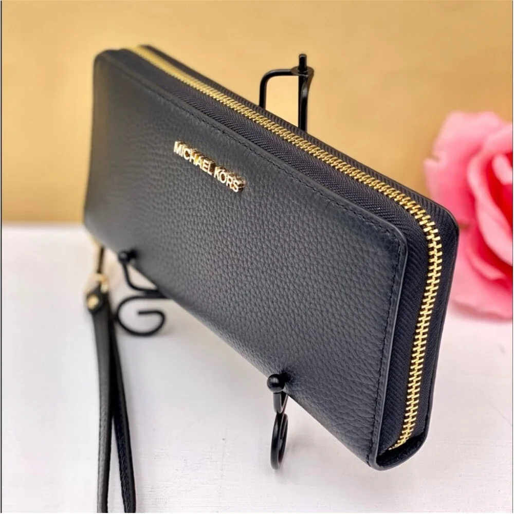 Michael Kors Continental Wallet Wristlet Black